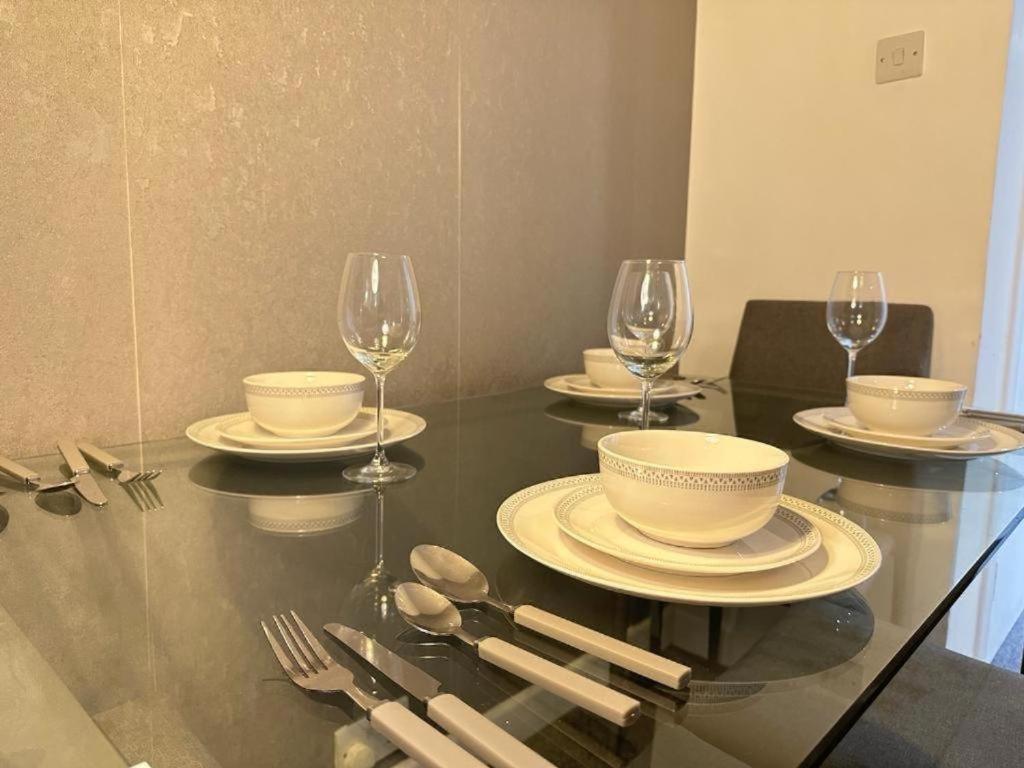 Beautiful Family Edgware Road Apartment *