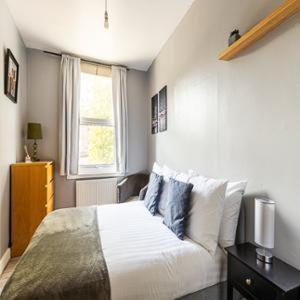 Clapham - 3 Bedroom Flat