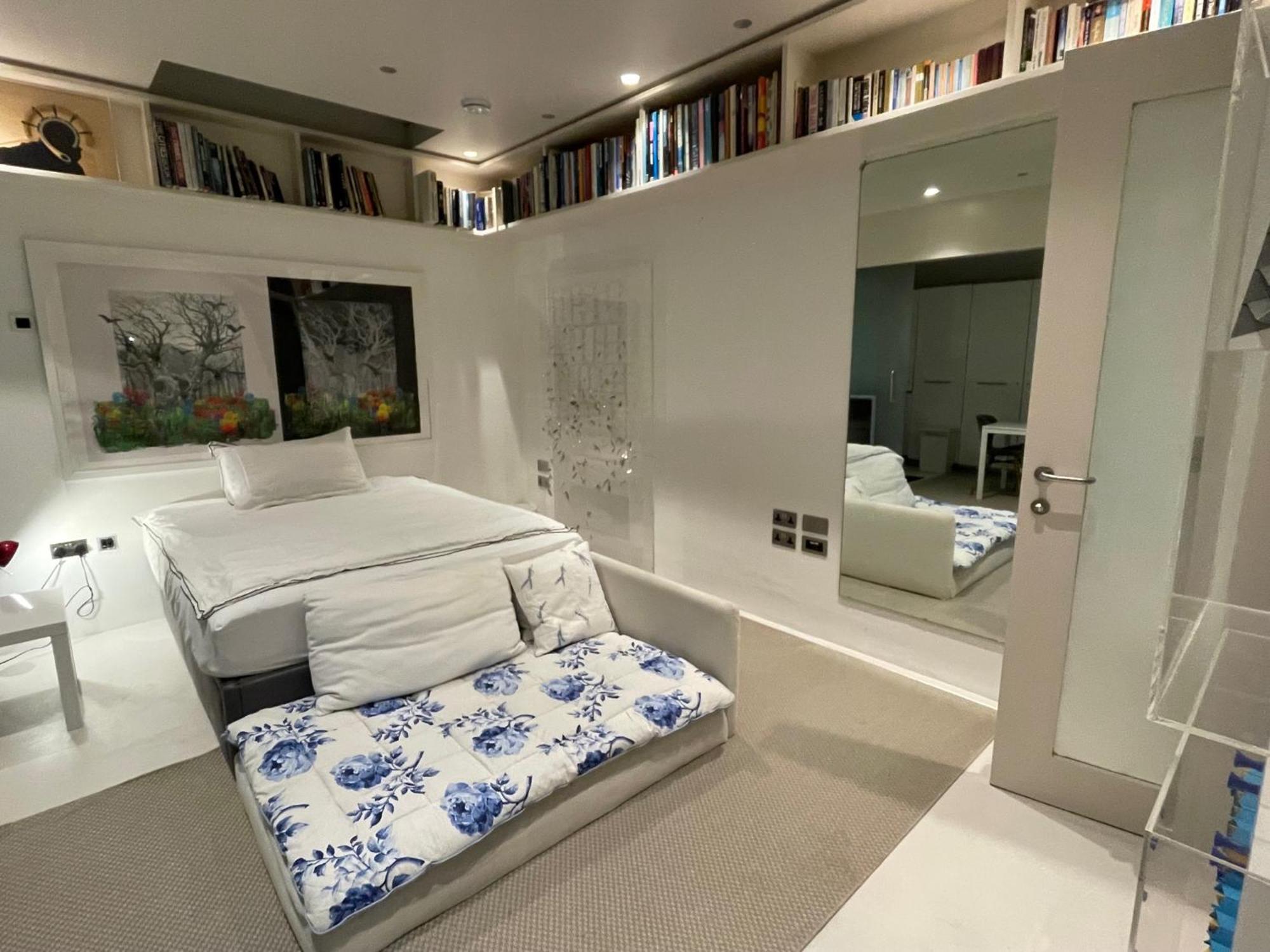 Modern Self-contained Ground And Basement Appartement *