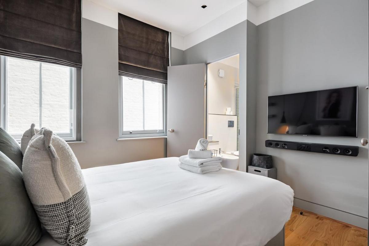 3bed Design Gem In Kensington Apartment London