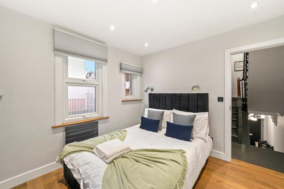Apartment Stylish In Private Roof Terrace London