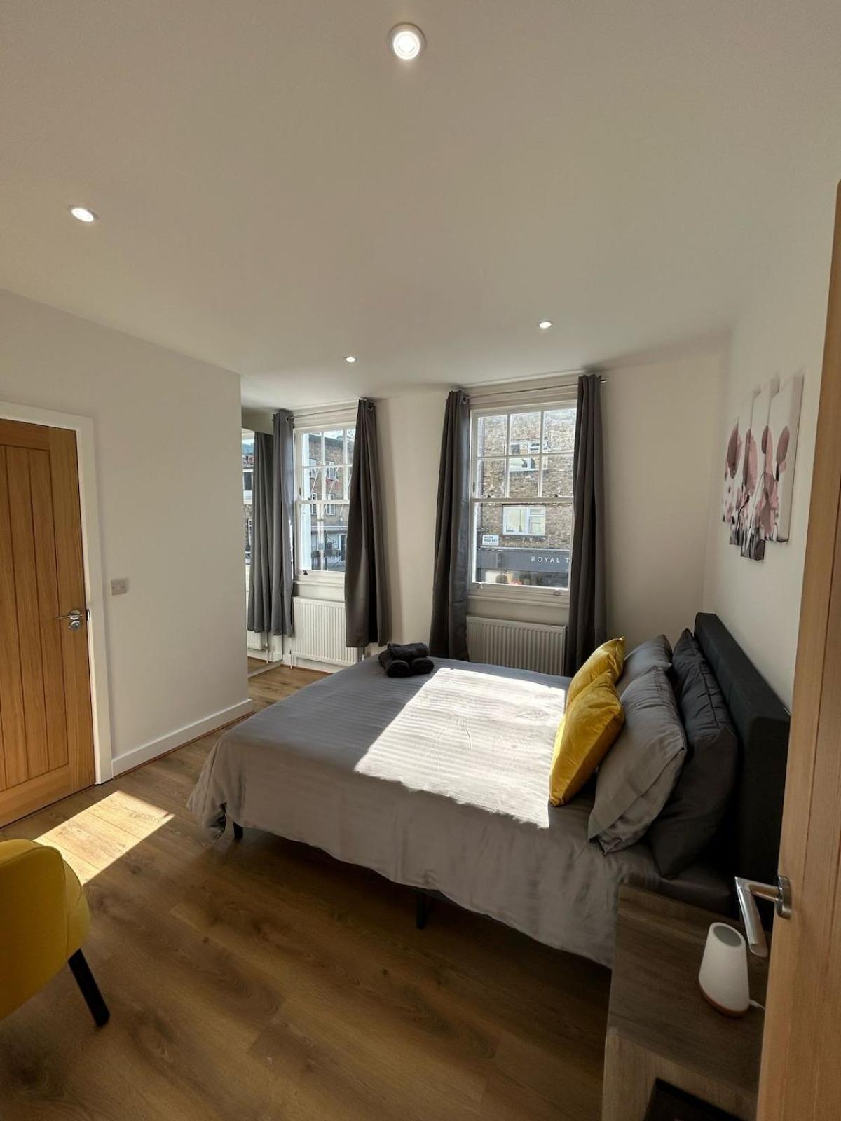 2 Bedroom Flat Pimlico Londen