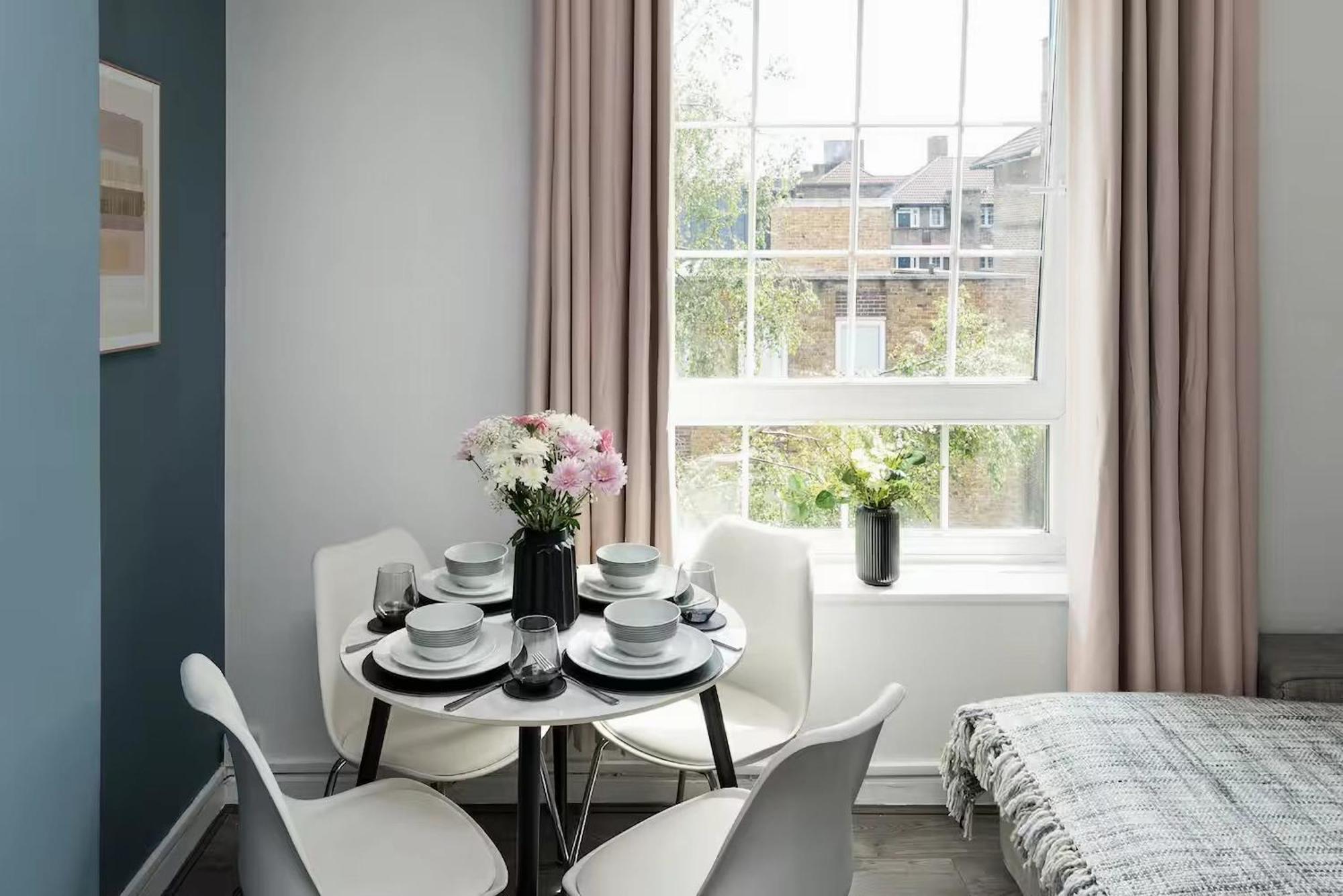 Sunny 2b-1b Flat Nr Borough Market, * Londen
