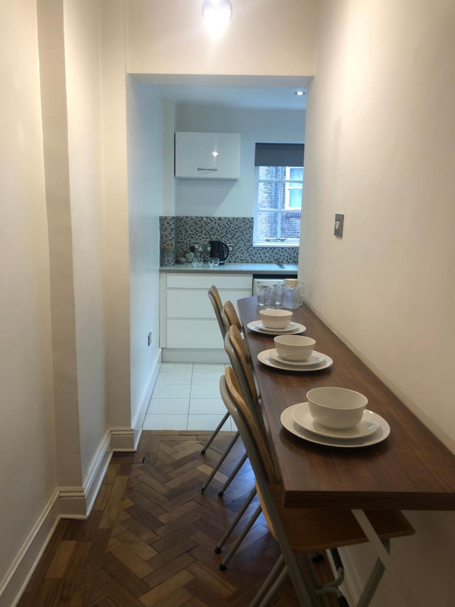 Luxury, One-bedroom Street * London