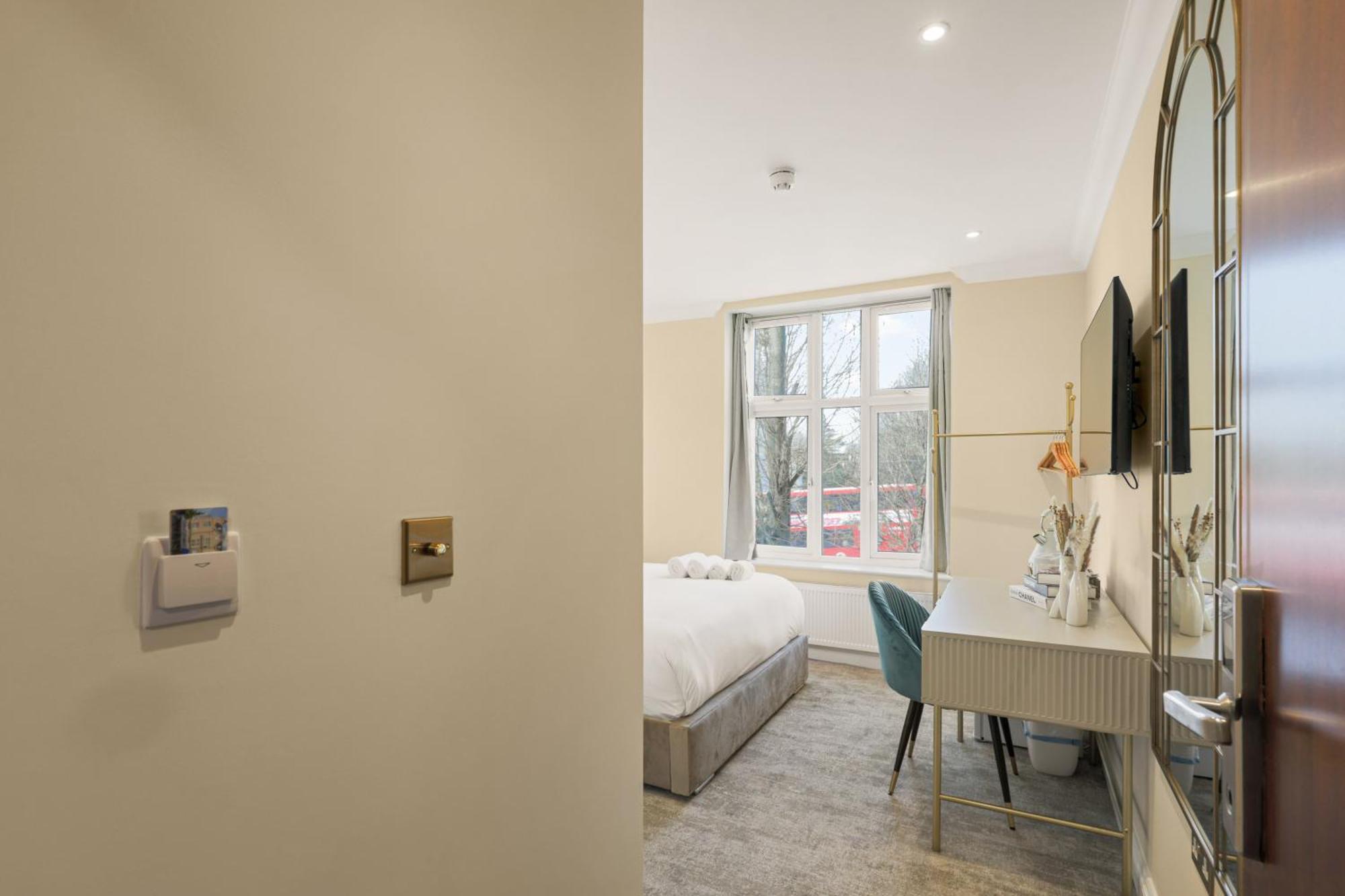 Star Hotel London