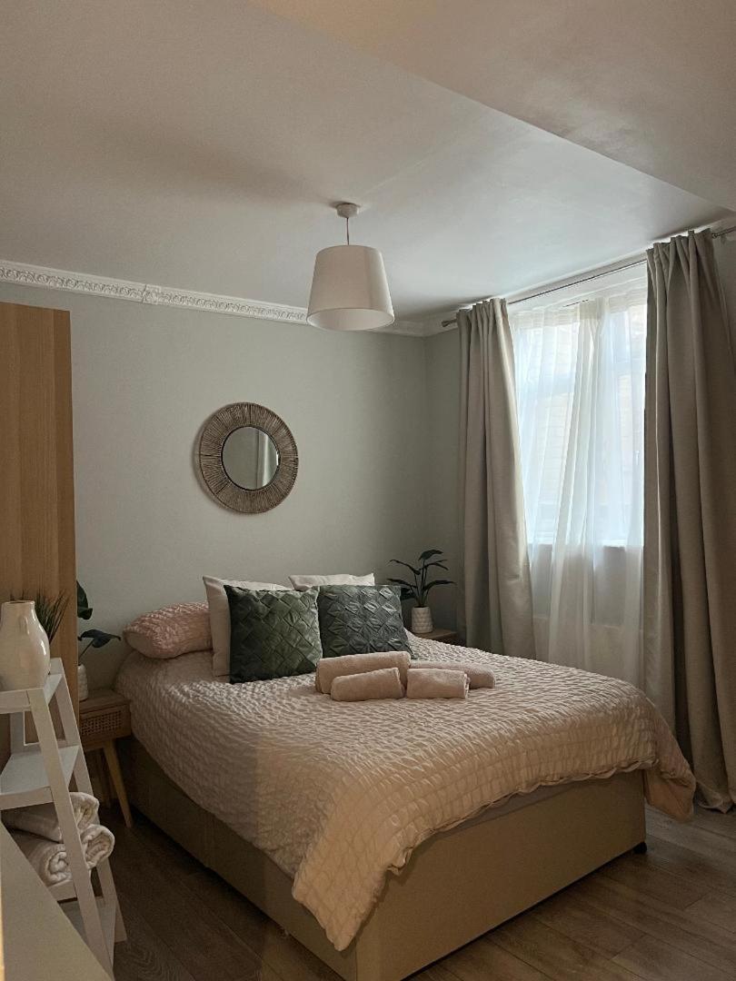 Appartement For Up To 6, Next To Big Ben & Eye Londen