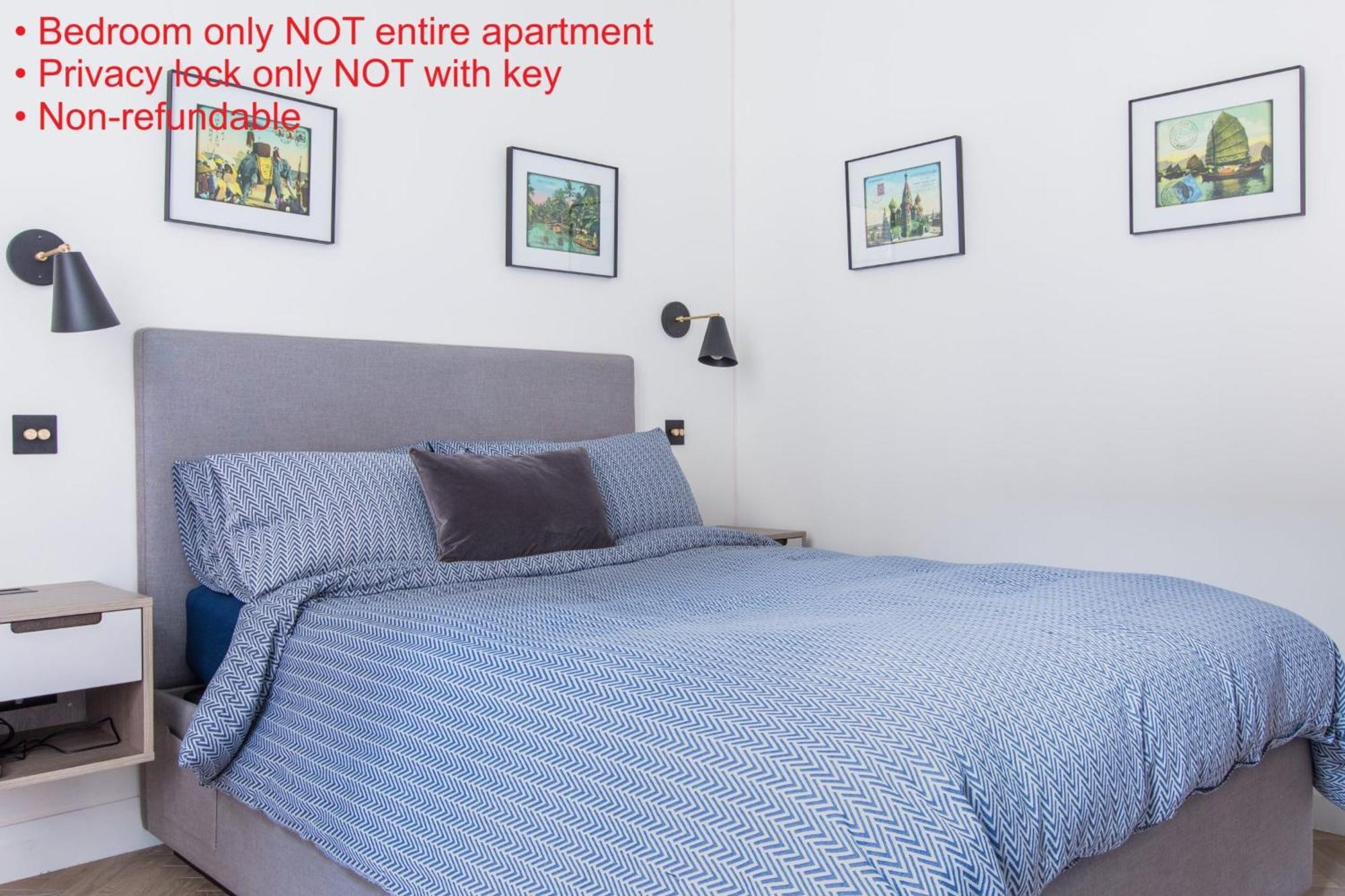 Modern & At Charing Cross Apartment London