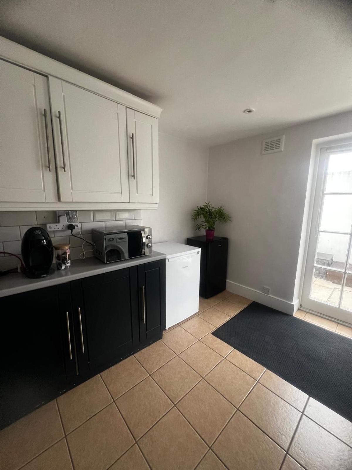 Apartment Clapham Junction Gem London