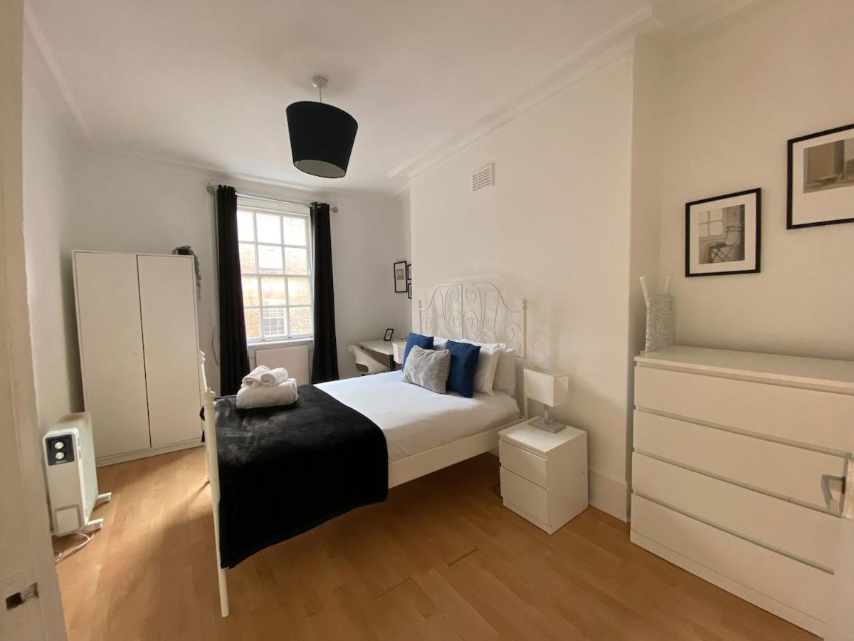 Appartement Lovely 2 Bed Flat In Soho!