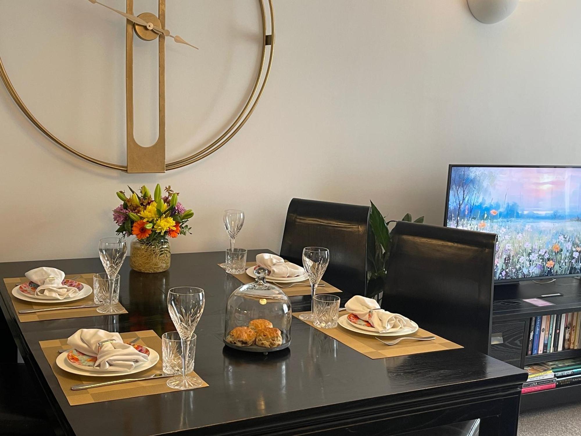 Lombok Near Old Street,islington,angel Apartment *