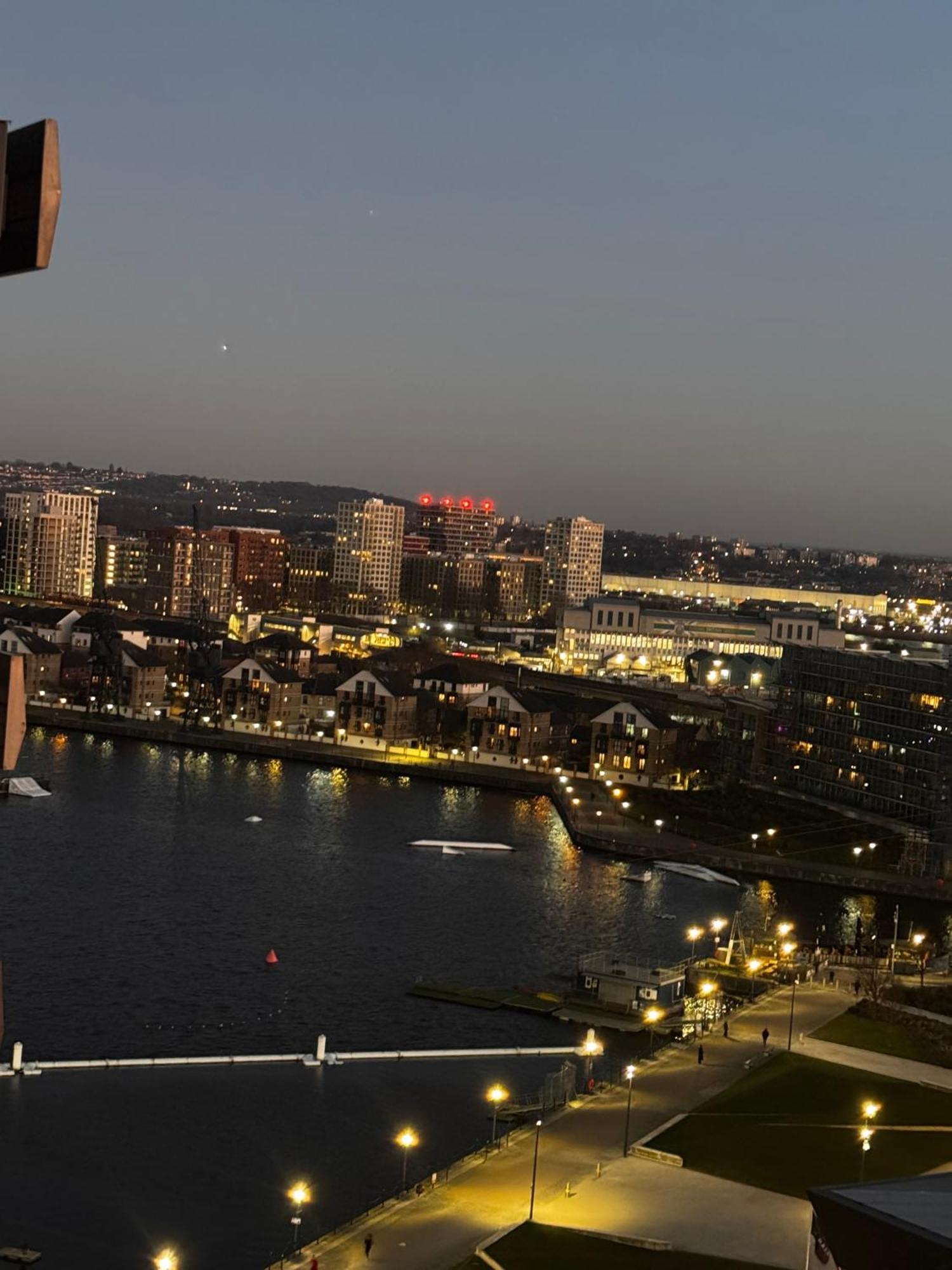 Riverside Apartamento