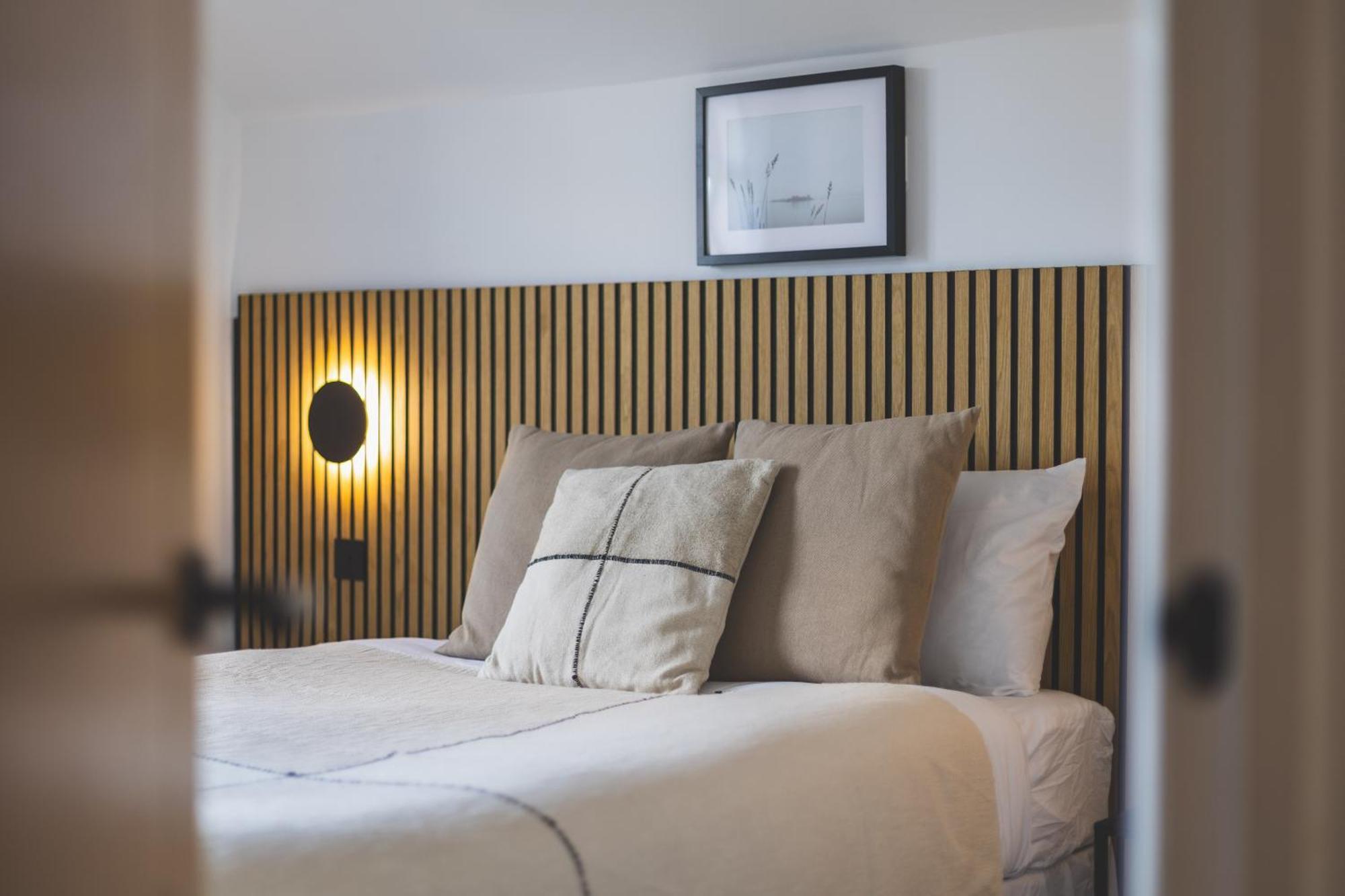 Upscale House In Acton East Apartment London