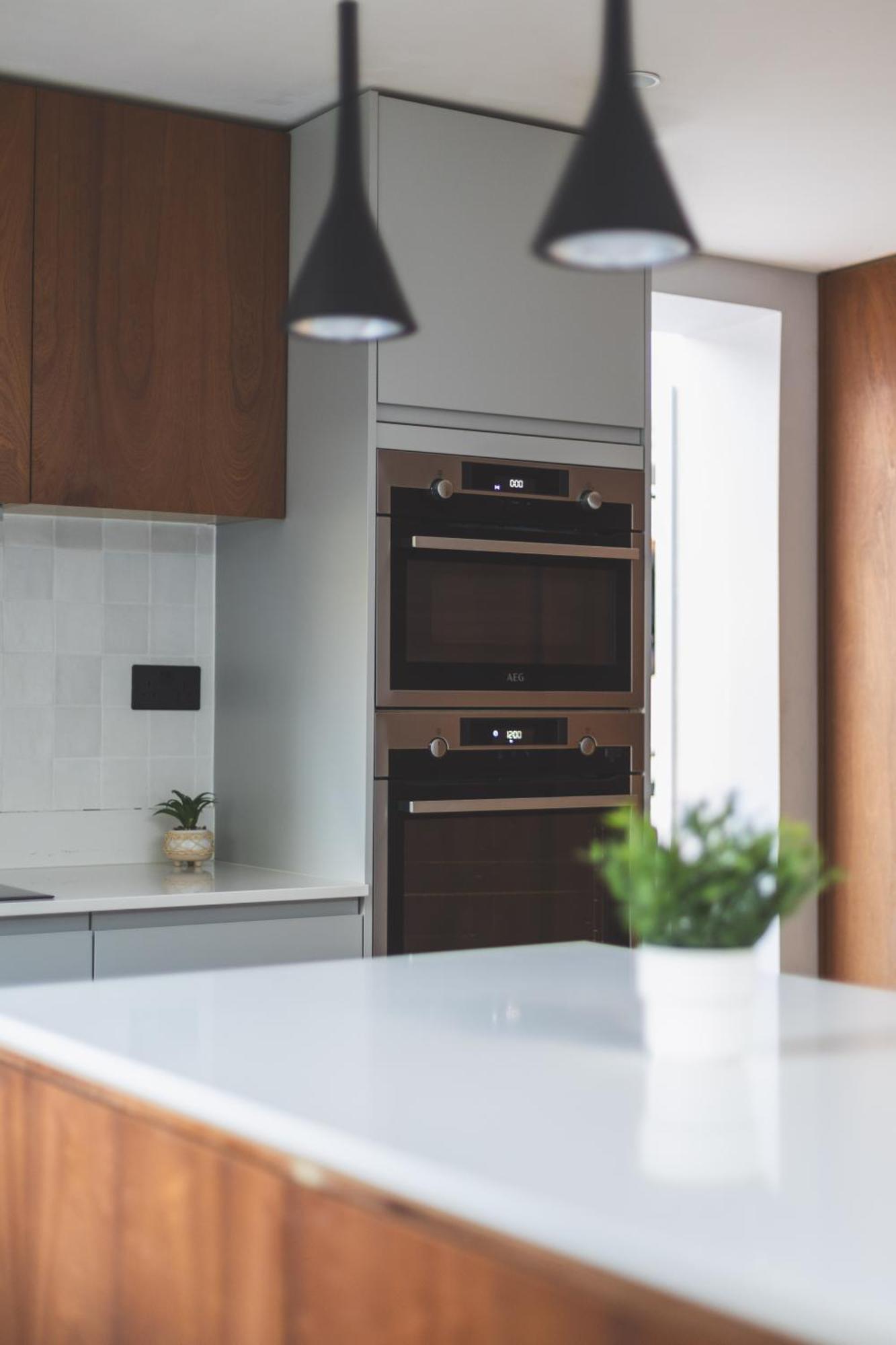 Upscale House In Acton East Apartment