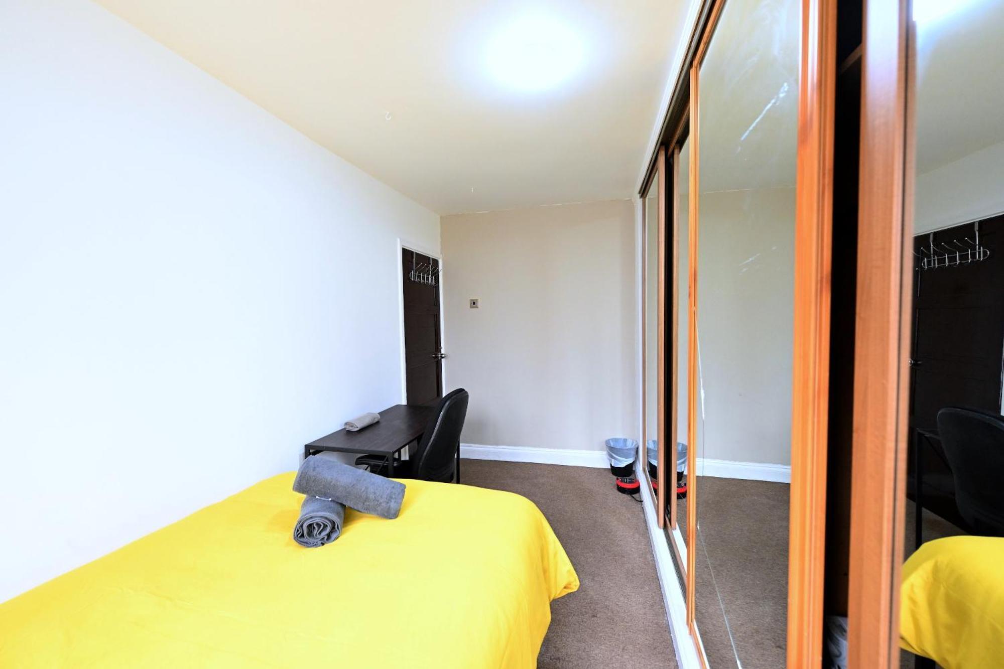 Stunning 2-bedroom * London