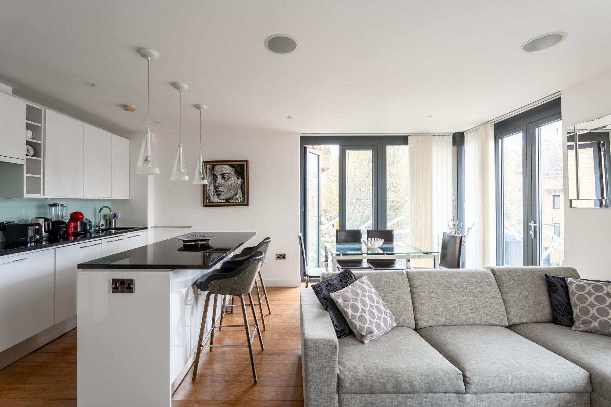 Modern, Stylishly Furnished Apartment, With Wrap Around Balcony In Notting Hill Appartement *