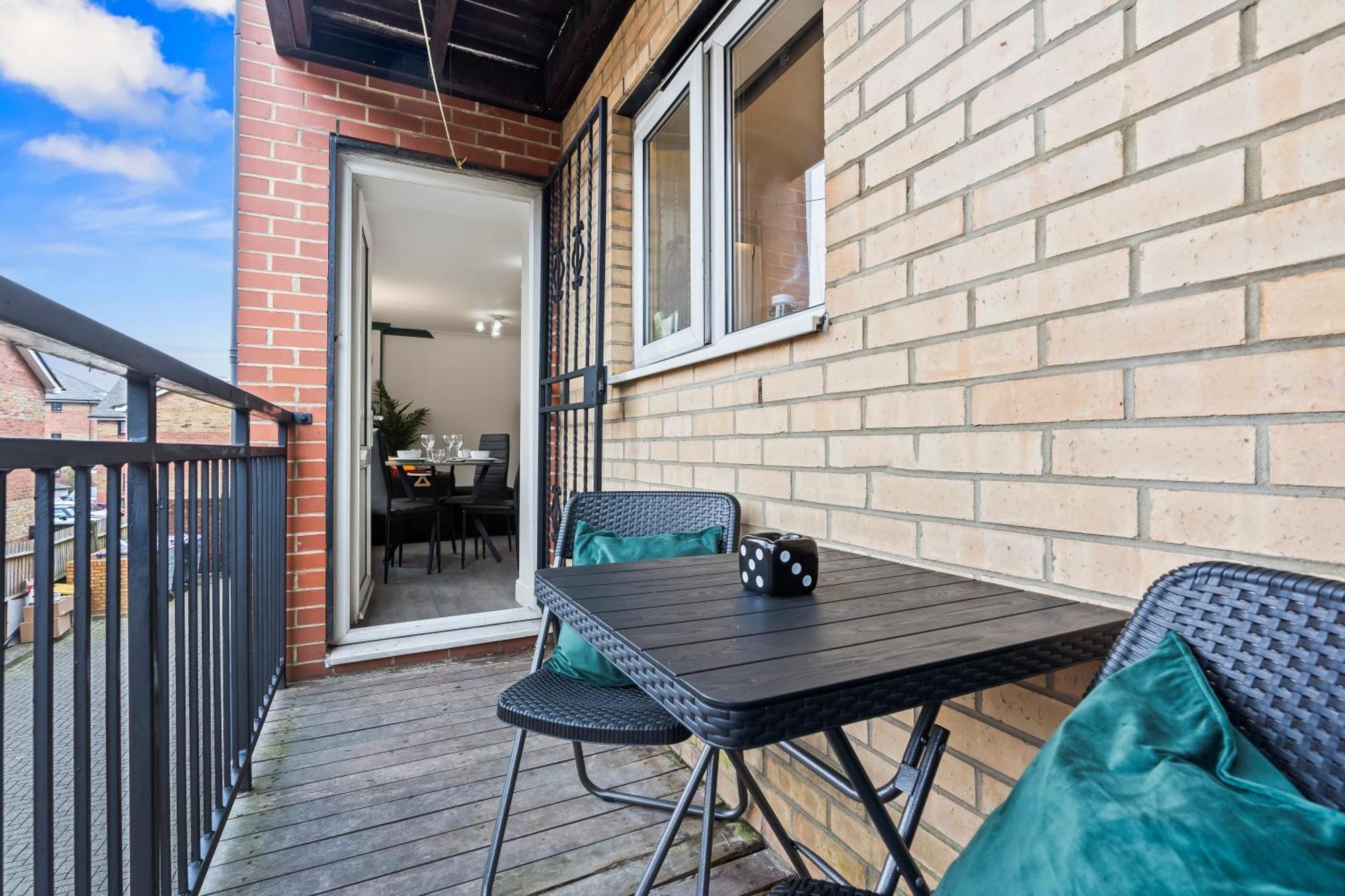 Holiday home Cosy 3Bed- Sleeps 6 - 02 Arena Canary Wharf Station- Perfect For Contractors, Families And Groups London