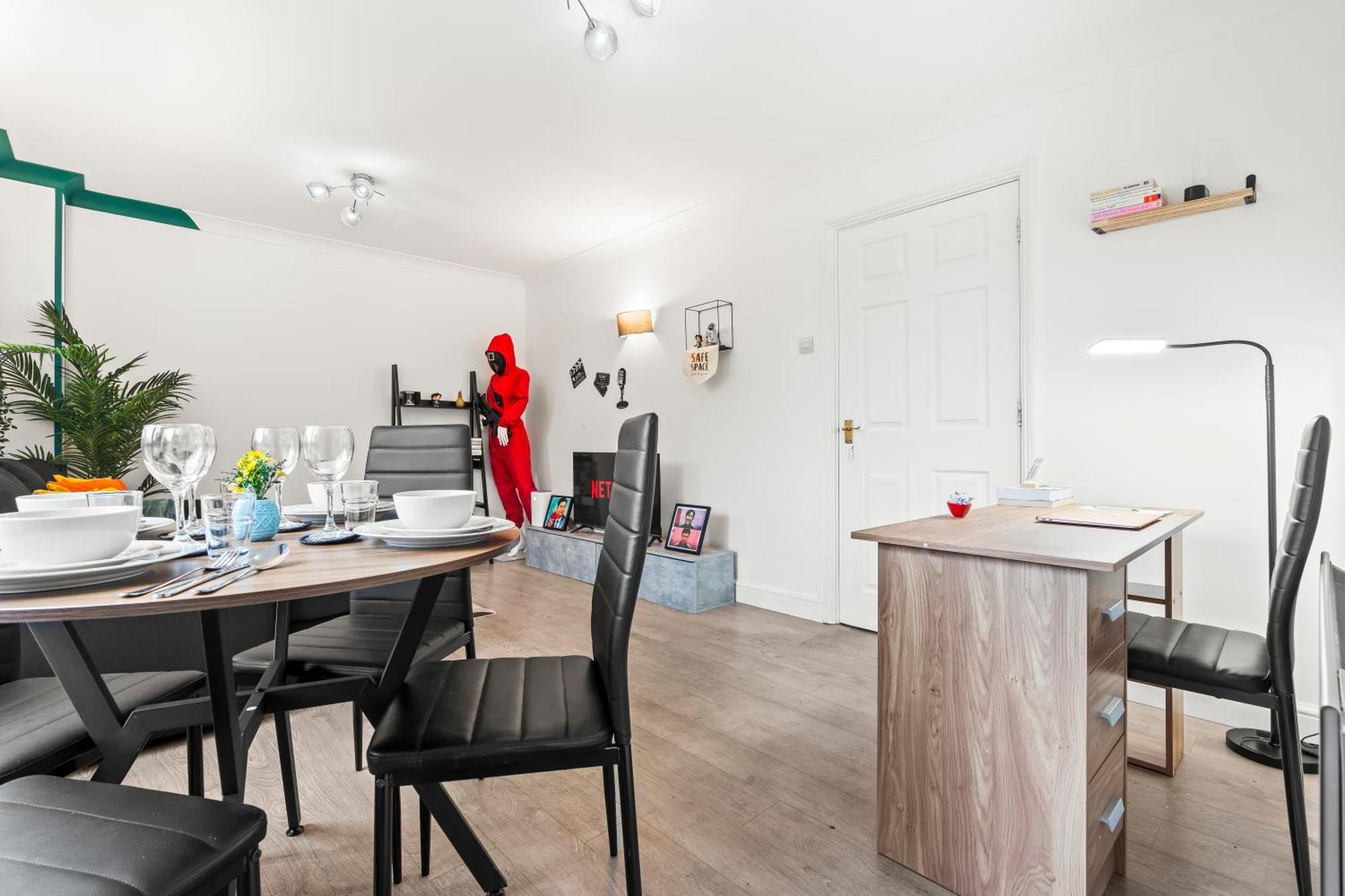 Holiday home Cosy 3Bed- Sleeps 6 - 02 Arena Canary Wharf Station- Perfect For Contractors, Families And Groups *