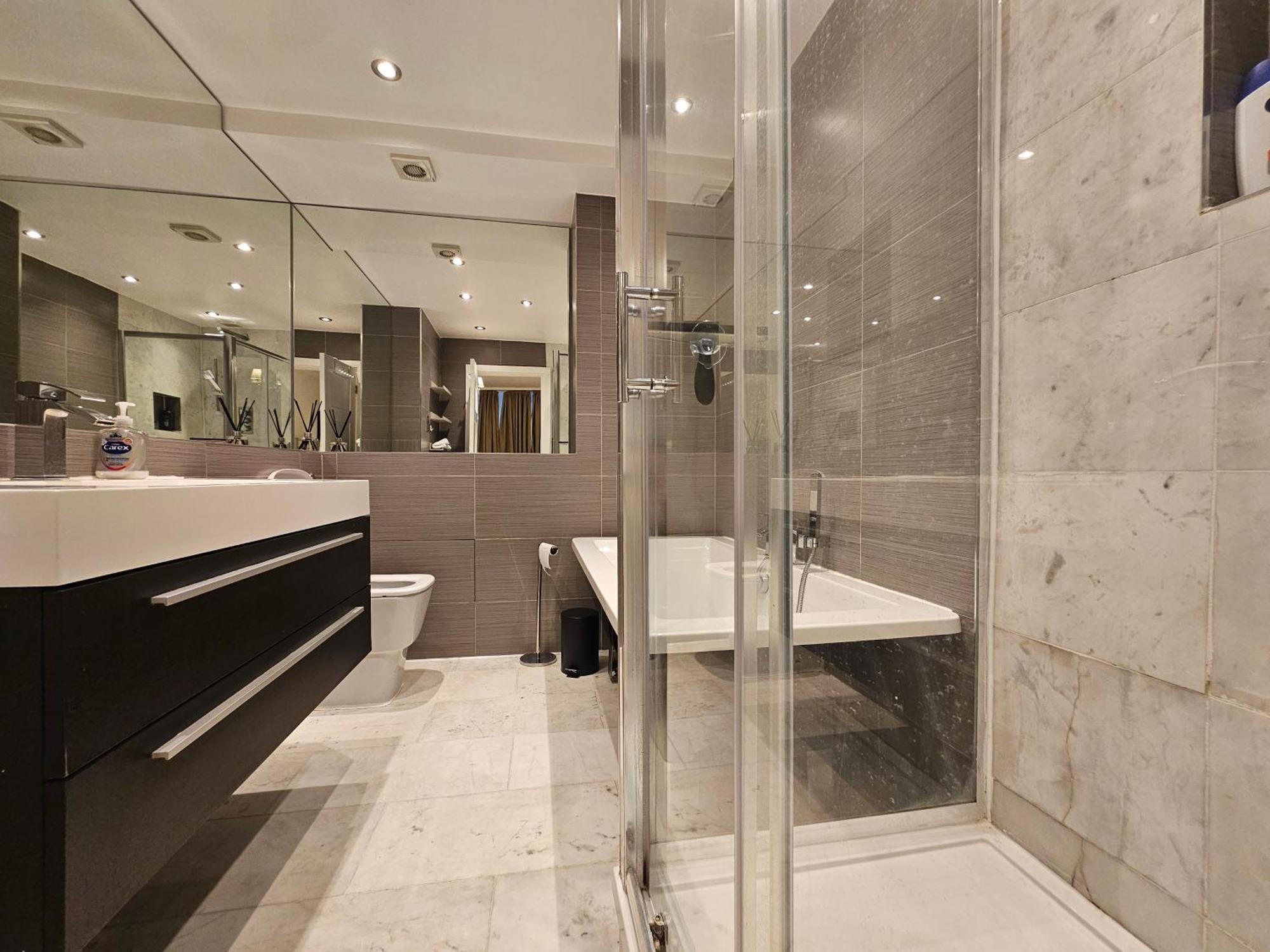 Apartment Luxury 2 Bedroom London