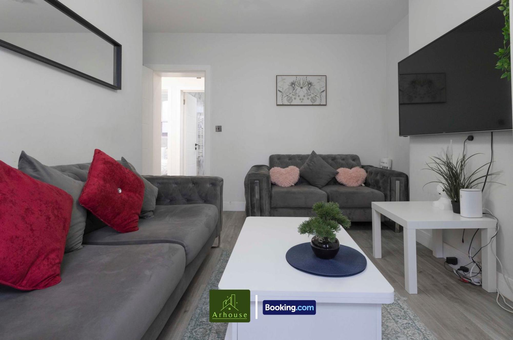 2 Bedroom By Arhouse Short Lets & Serviced Oxford St With Free Wifi * Londen
