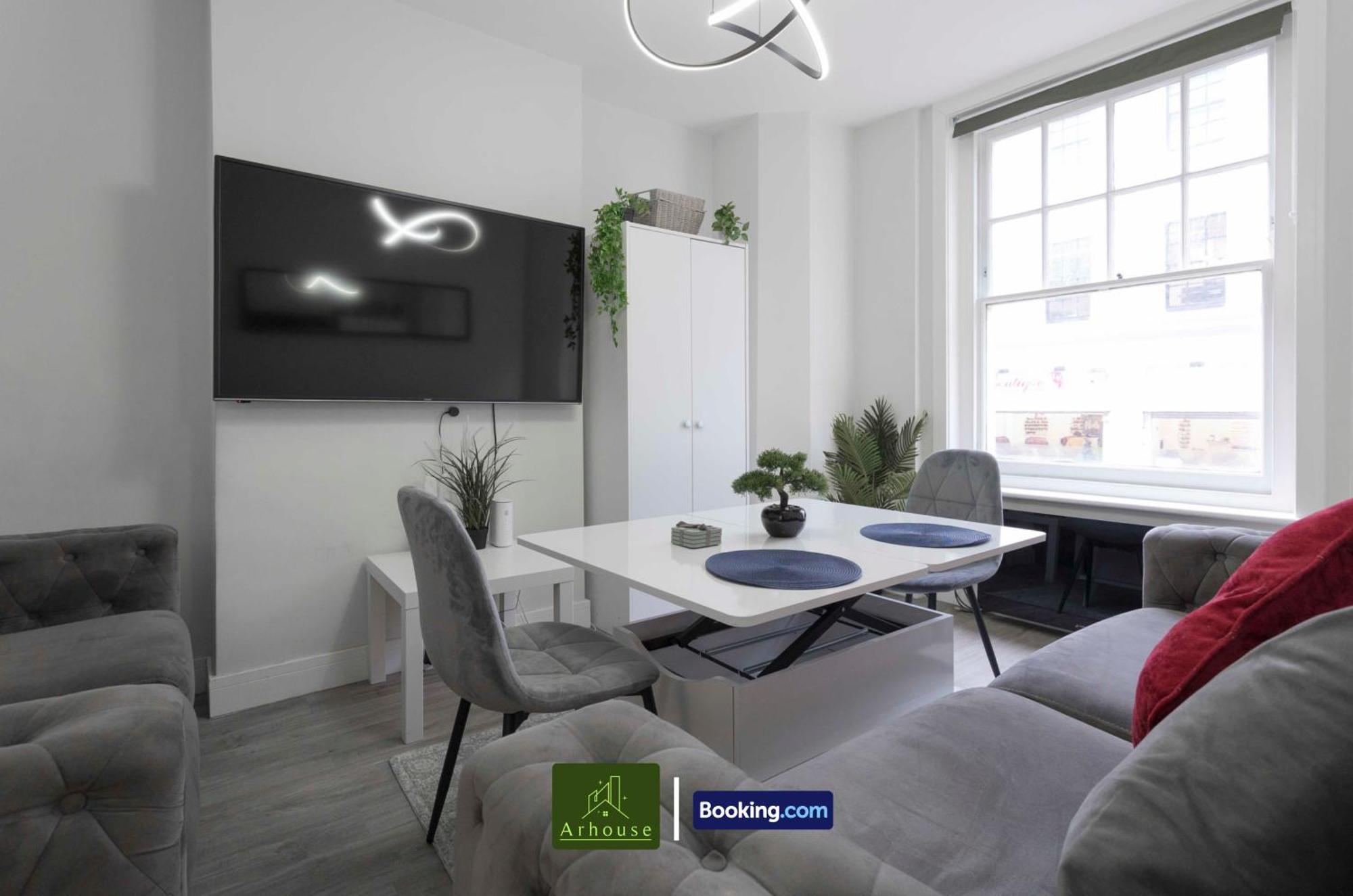 2 Bedroom By Arhouse Short Lets & Serviced Oxford St With Free Wifi Londen
