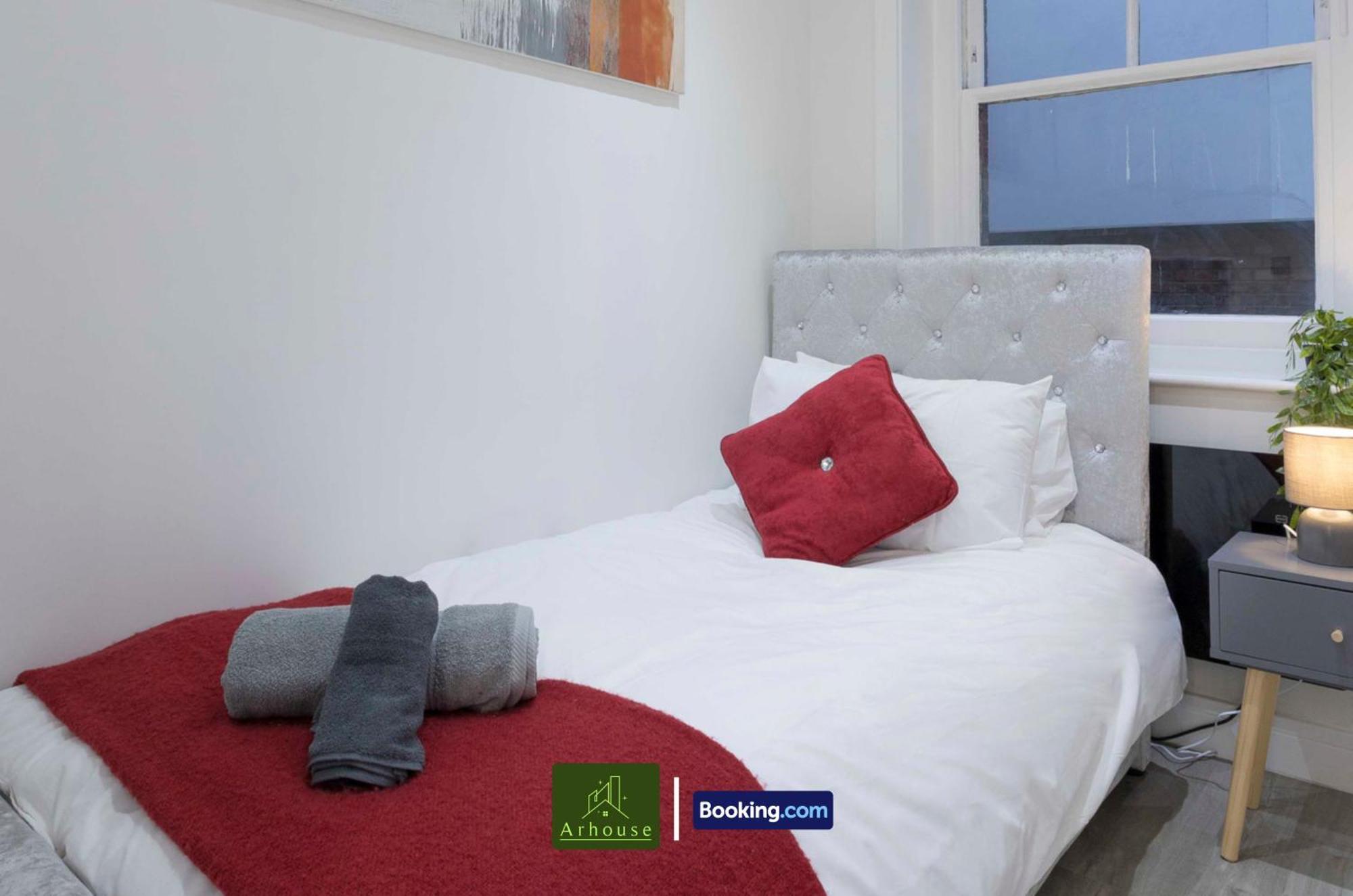 2 Bedroom By Arhouse Short Lets & Serviced Oxford St With Free Wifi Appartement *