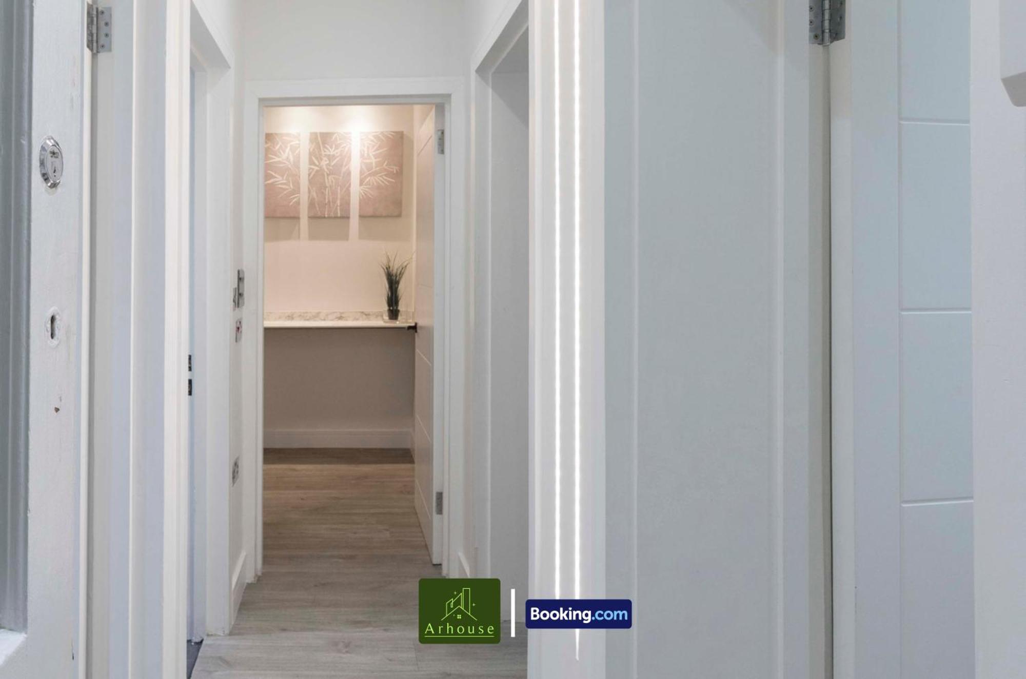 Appartement 2 Bedroom By Arhouse Short Lets & Serviced Oxford St With Free Wifi Londen