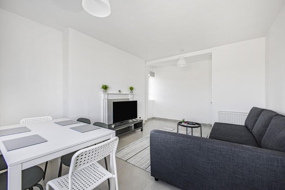 Amazing Location 3-bed In Paddington & Hyde Park Appartement Londen