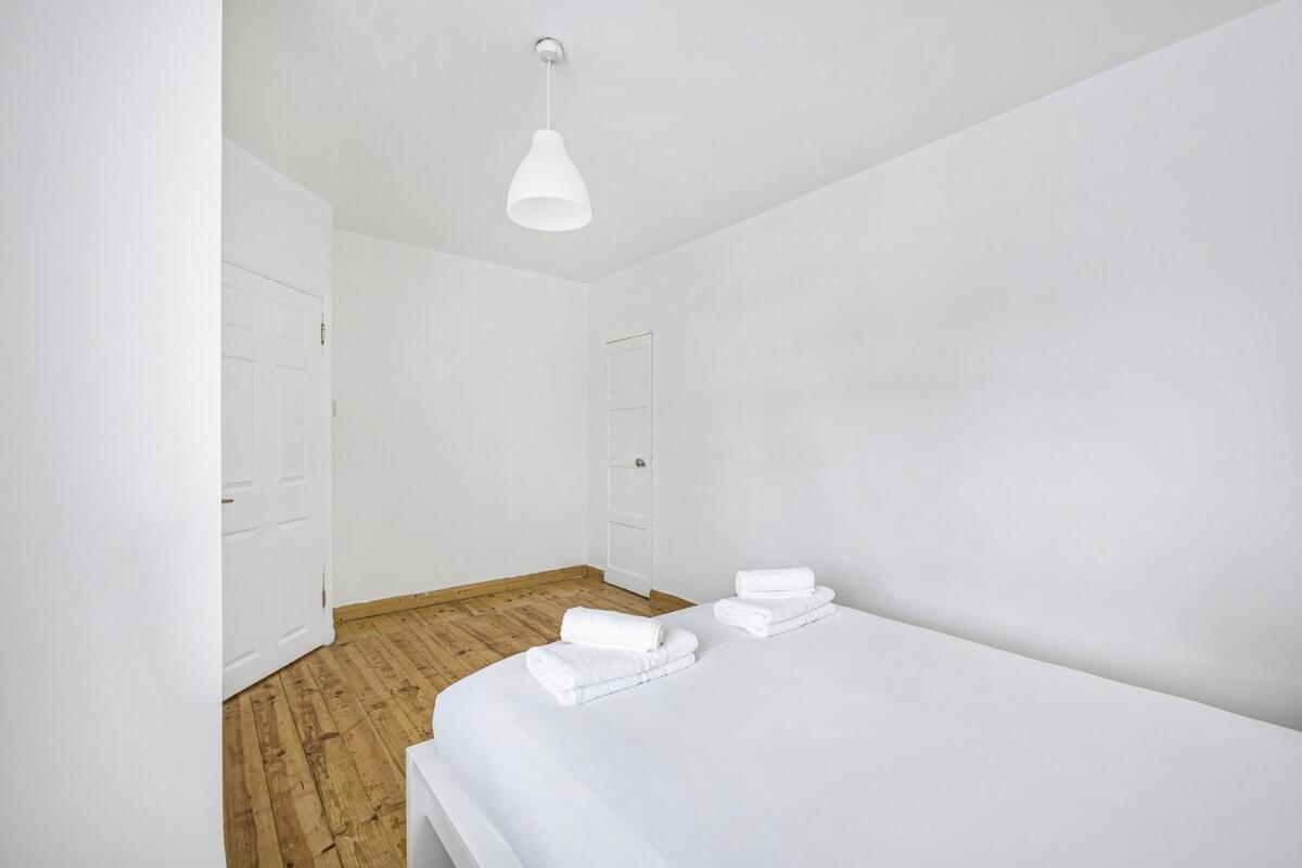 Amazing Location 3-bed In Paddington & Hyde Park * Londen