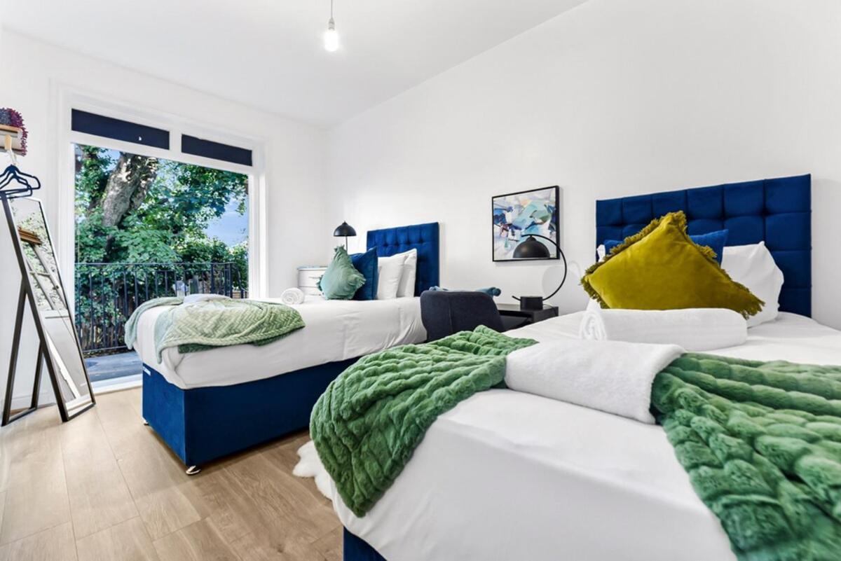 Charming 3br Flat With Ensuite Master And Balcony London