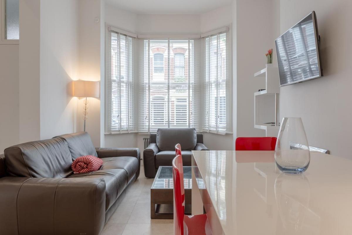 Apartment Bright Modern Large 1 Bed Flat In Battersea Clapham Junction *