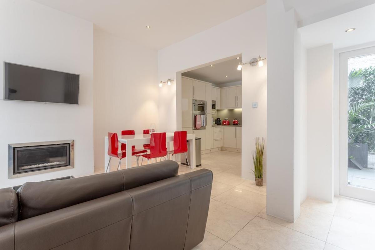 Bright Modern Large 1 Bed Flat In Battersea Clapham Junction * London