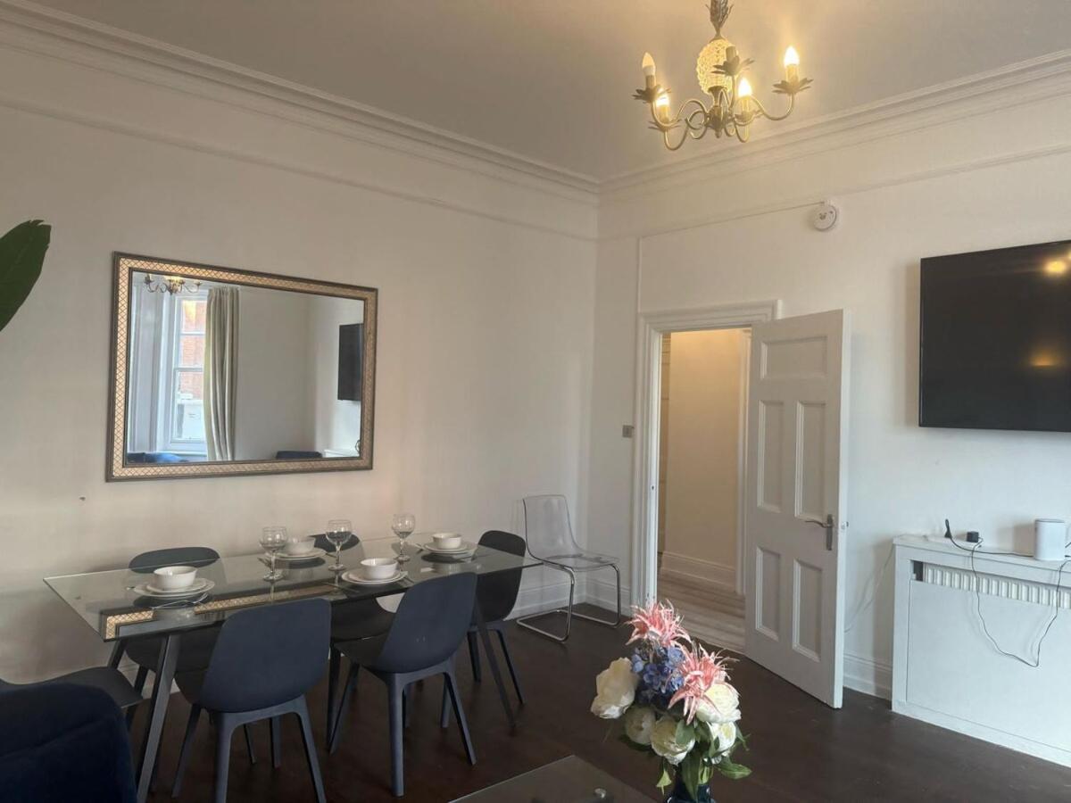 Apartment C44- Spacious Split Level Flat Near Edgware Road *