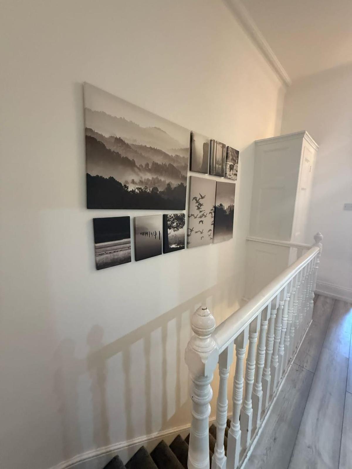 C44- Spacious Split Level Flat Near Edgware Road Apartment London