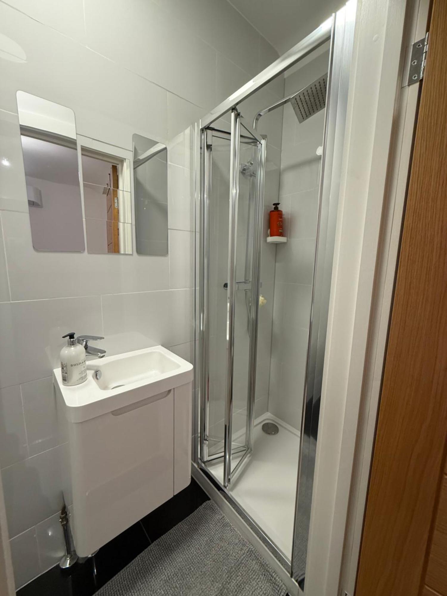 Vakantiehuis Beautiful 5 Bedroom House In