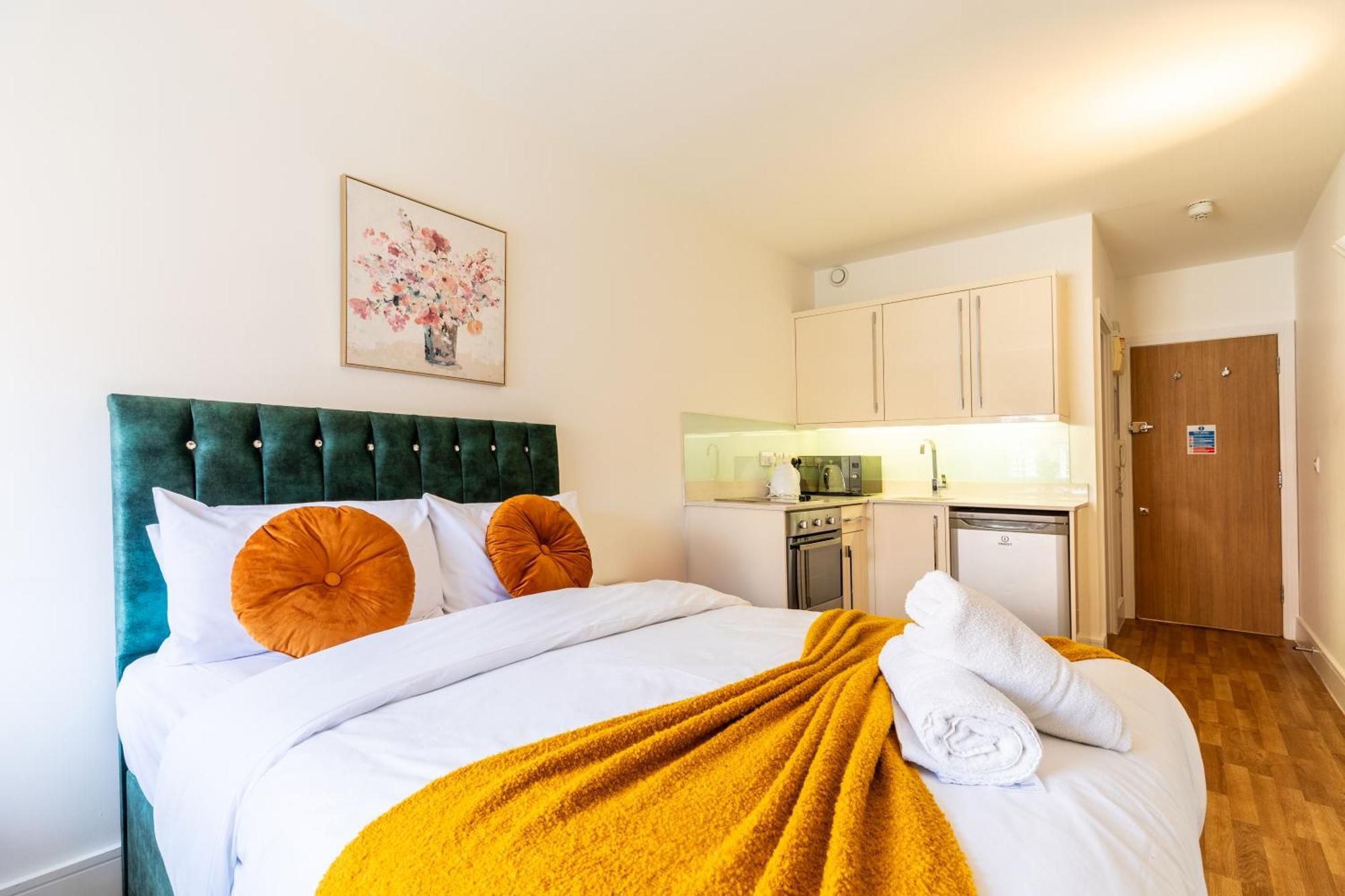Apartment Clarges - Hsk