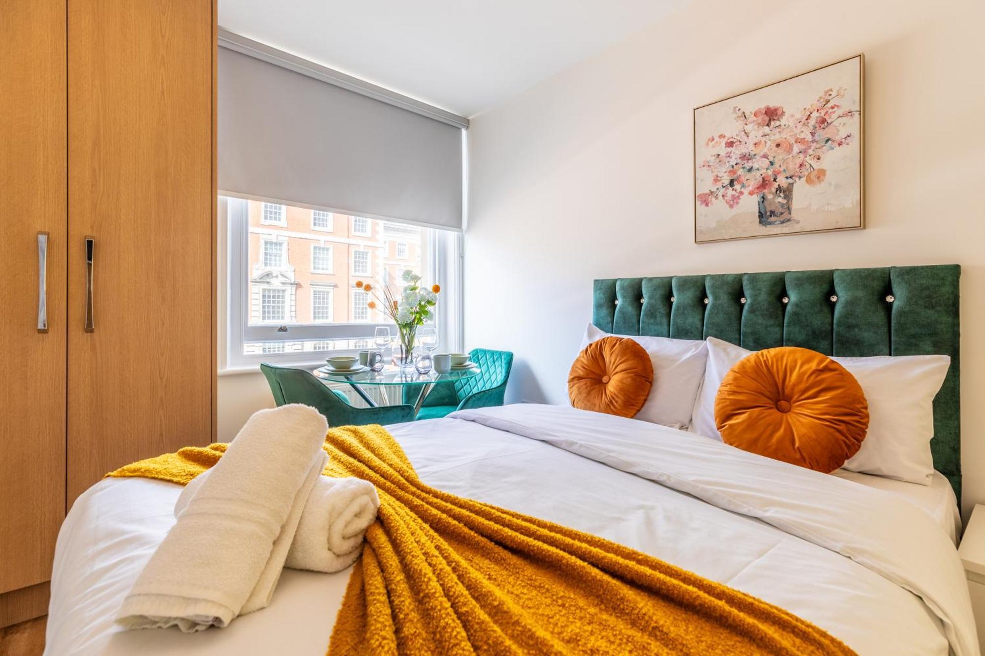 Clarges - Hsk Apartment London