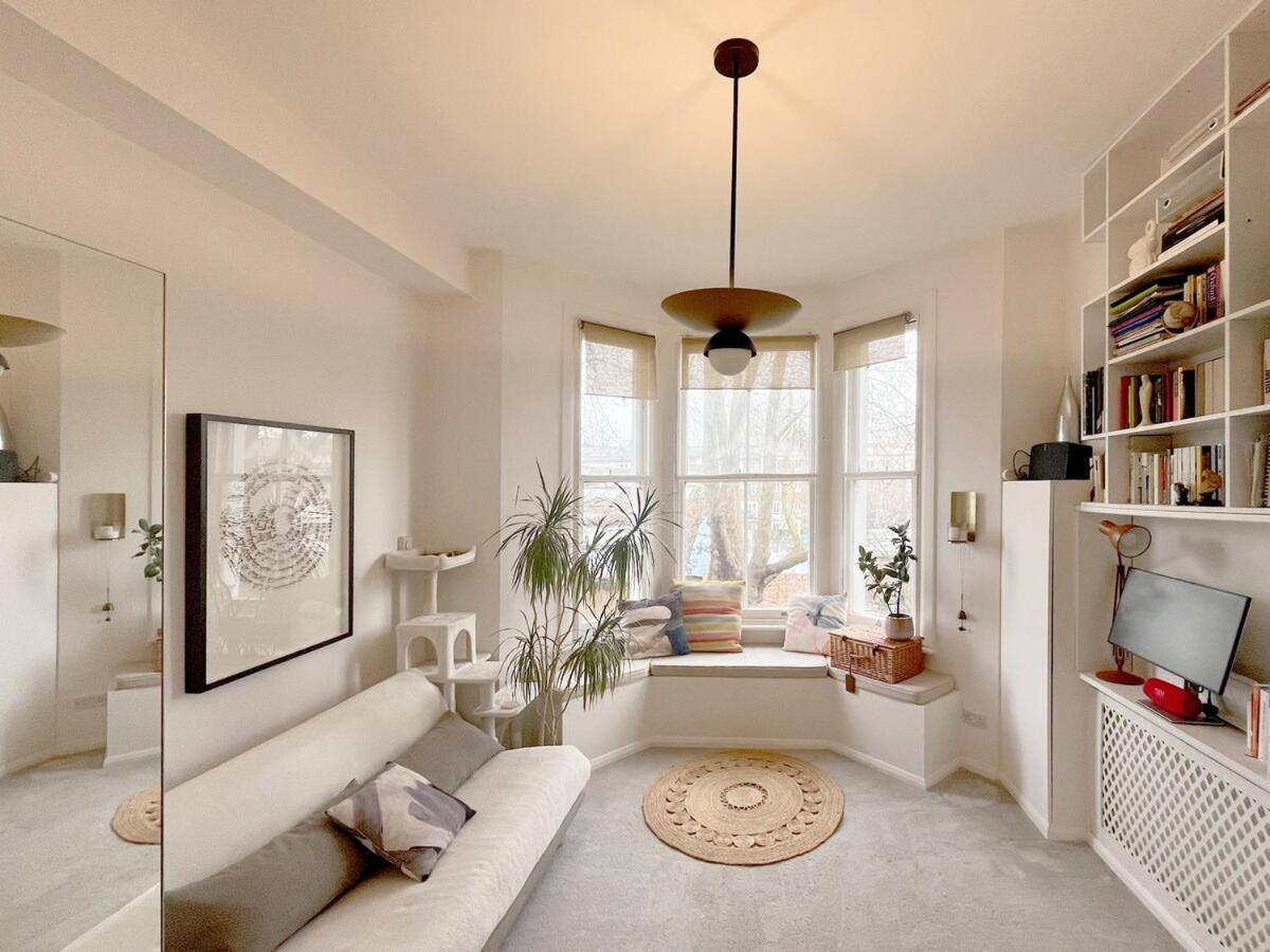 Luxury Bright Kensington Designer Entire Flat *