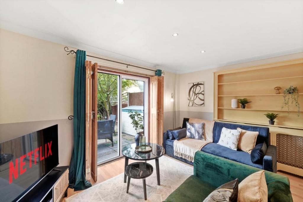 Boutique House - Parking - Garden *