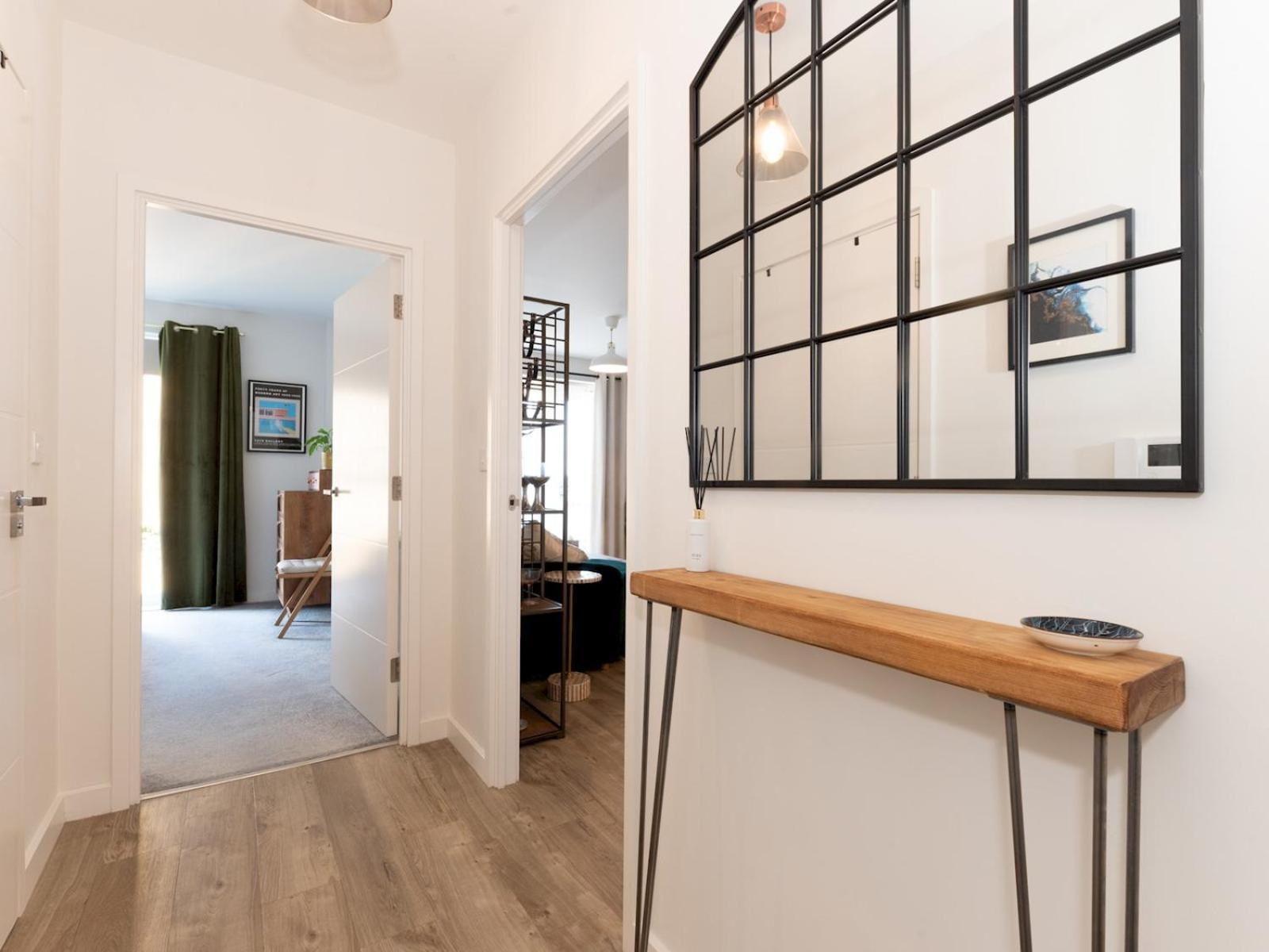 Pass The Keys Stylish Flat Near Charlton Station Apartment London