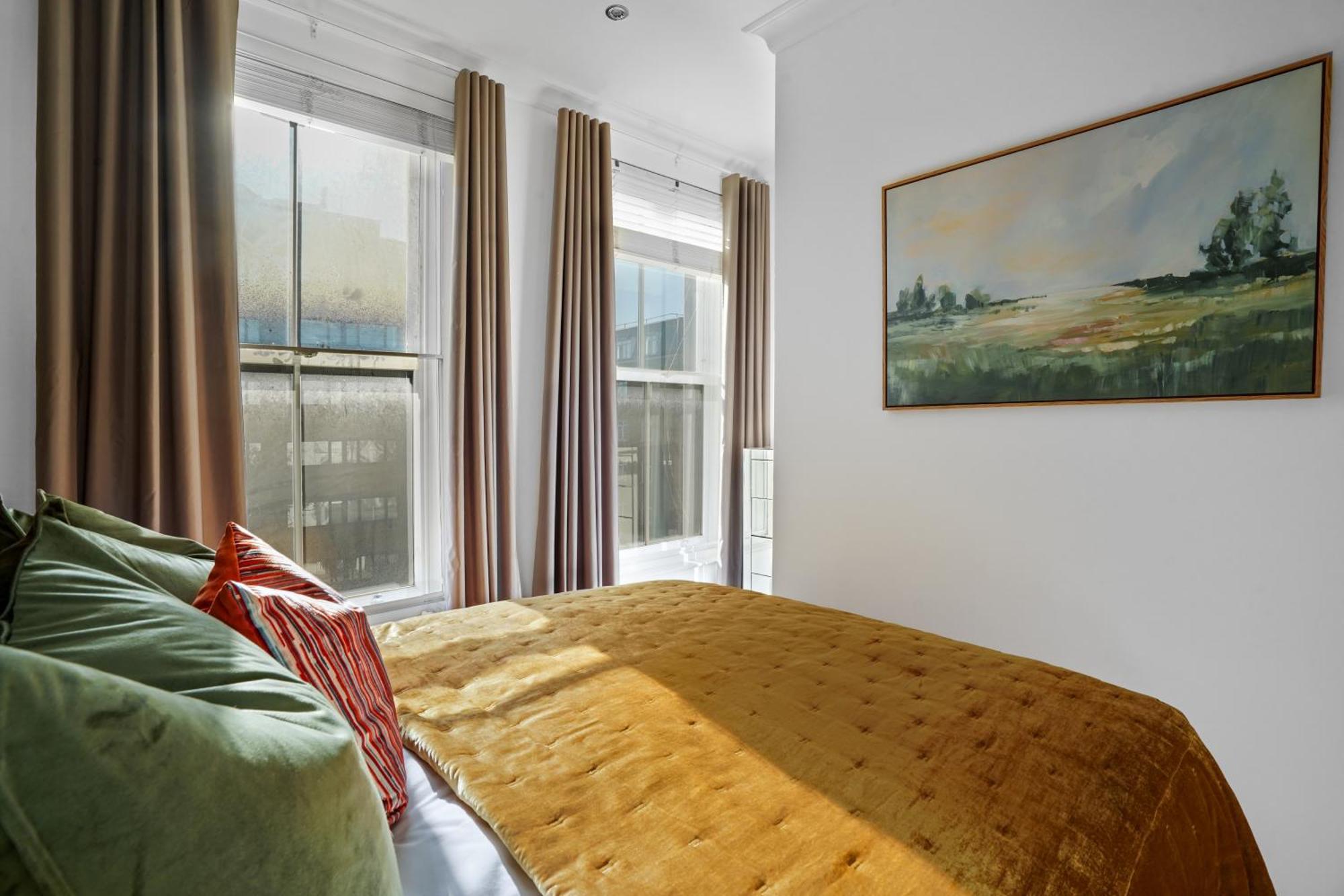 Apartment Bright & Airy Flat With Stunning Rooftop Views