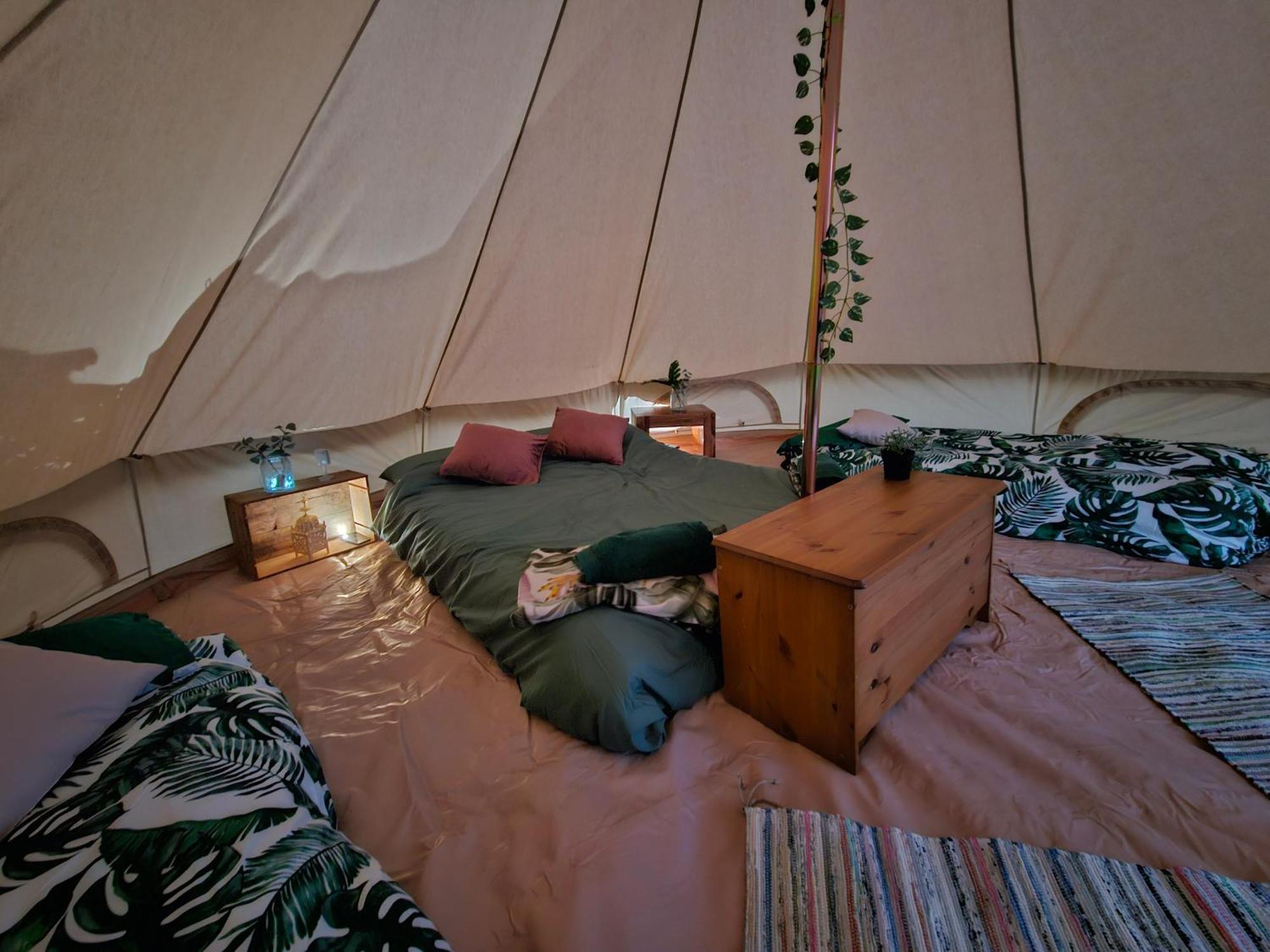 Luxury tent Readers Field Glamping Great Sampford