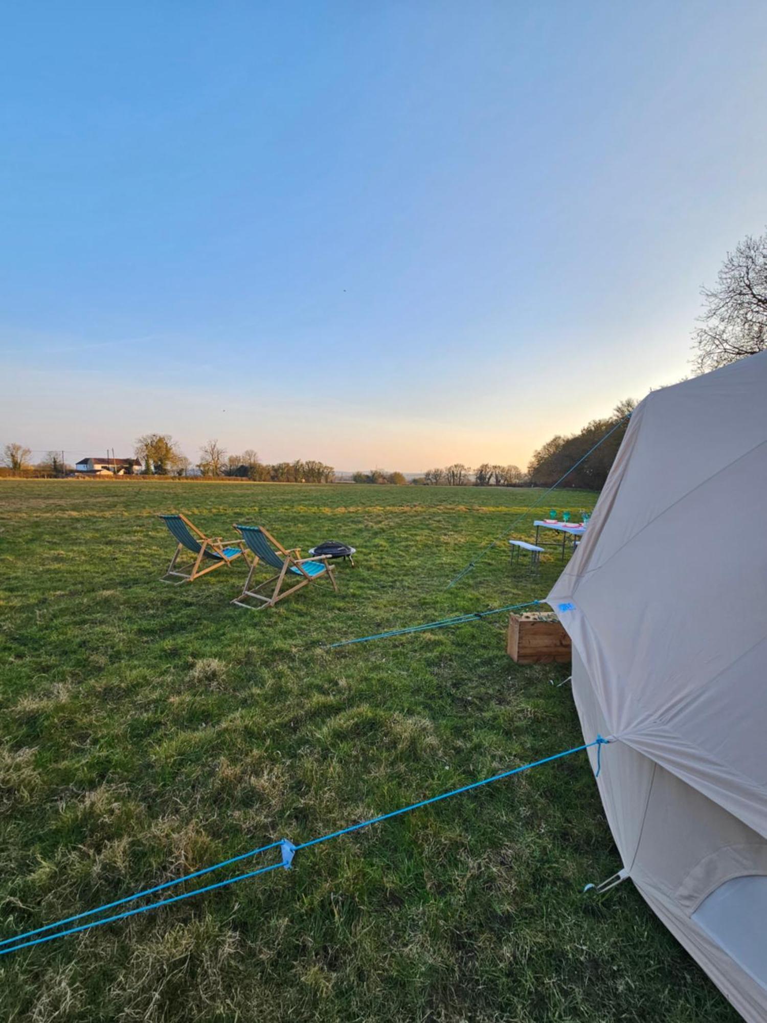 Luxury tent Readers Field Glamping