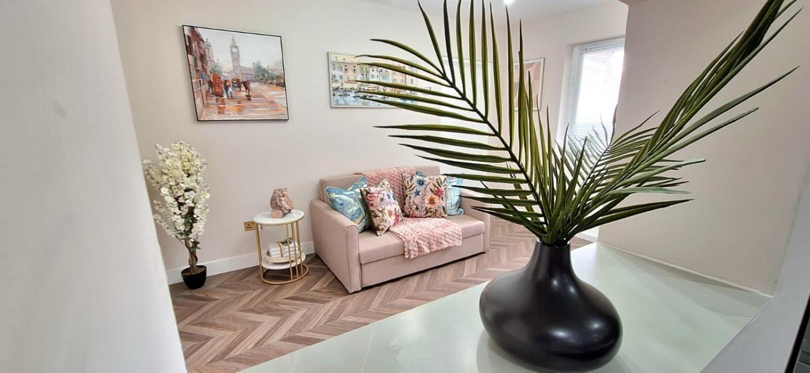Appartement Stylish Gem Next Transport Easy Access Ctr