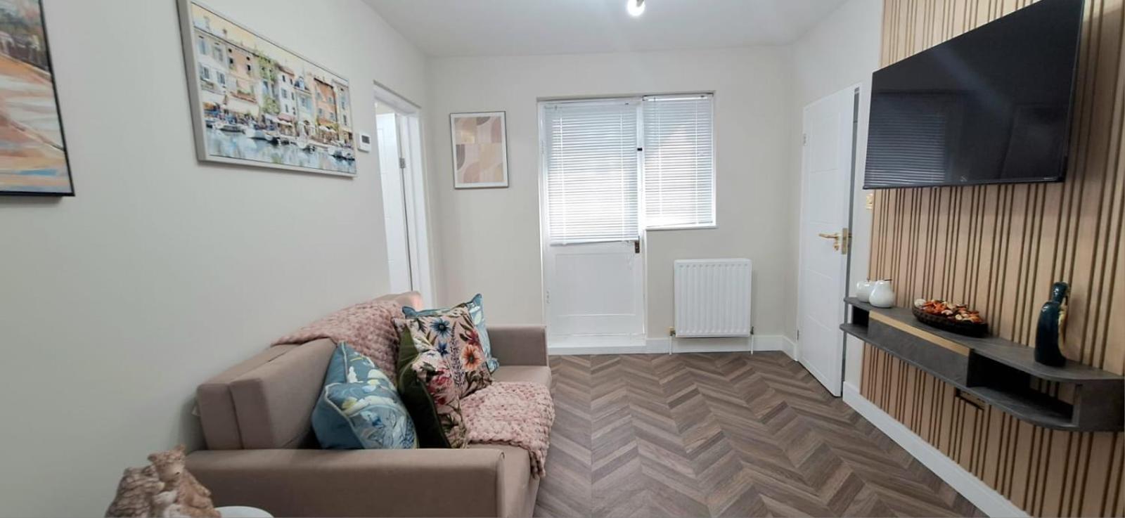 Stylish Gem Next Transport Easy Access Ctr Appartement *