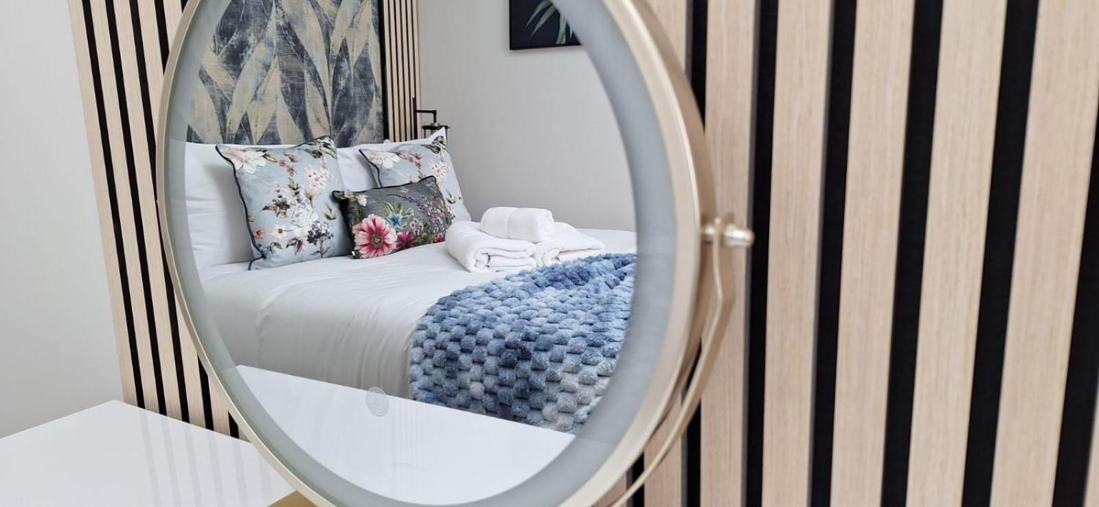 Apartment Stylish Gem Next Transport Easy Access Ctr