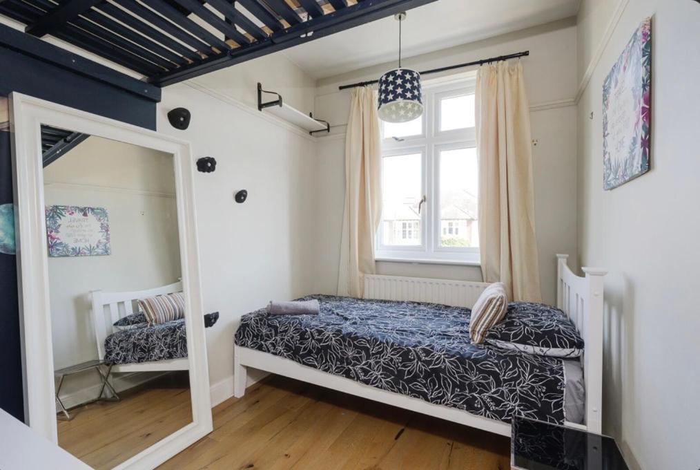 Quirky Holiday home