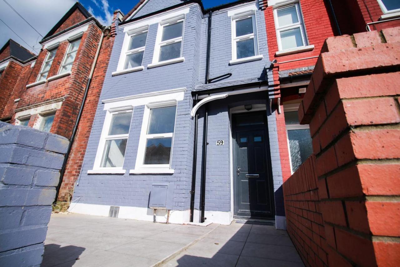 Luxury Brand New * London
