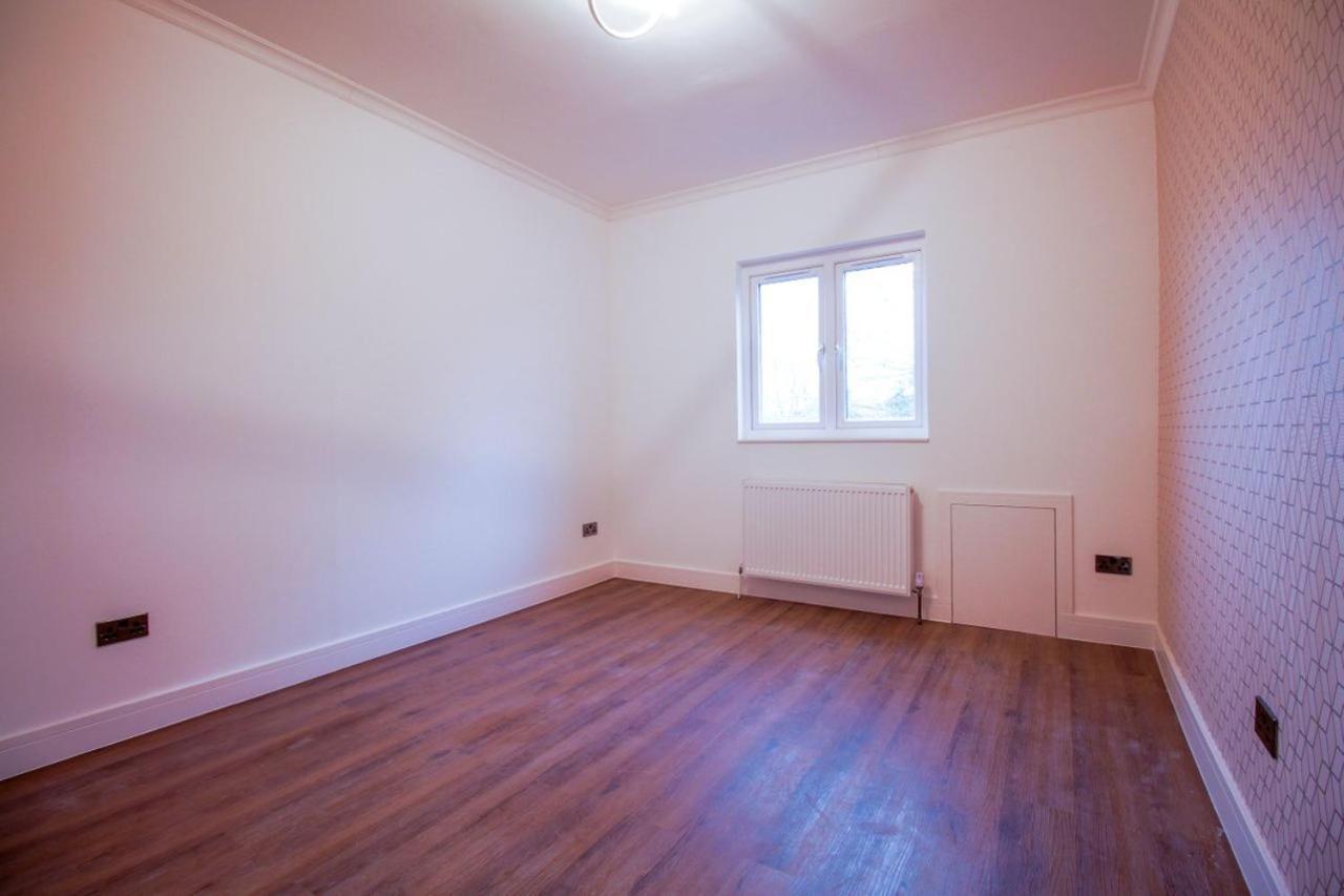 Luxury Brand New Apartment