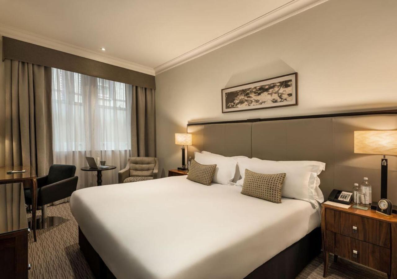 St. James' Court, A Taj Hotel, Hotel Londres