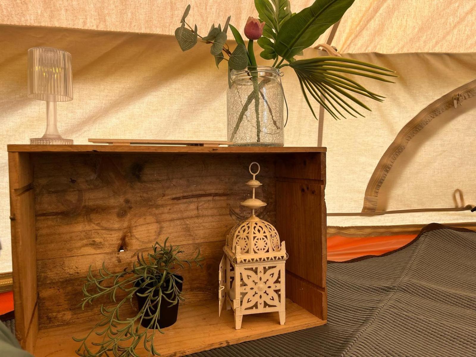 Readers Field Glamping Luxury tent